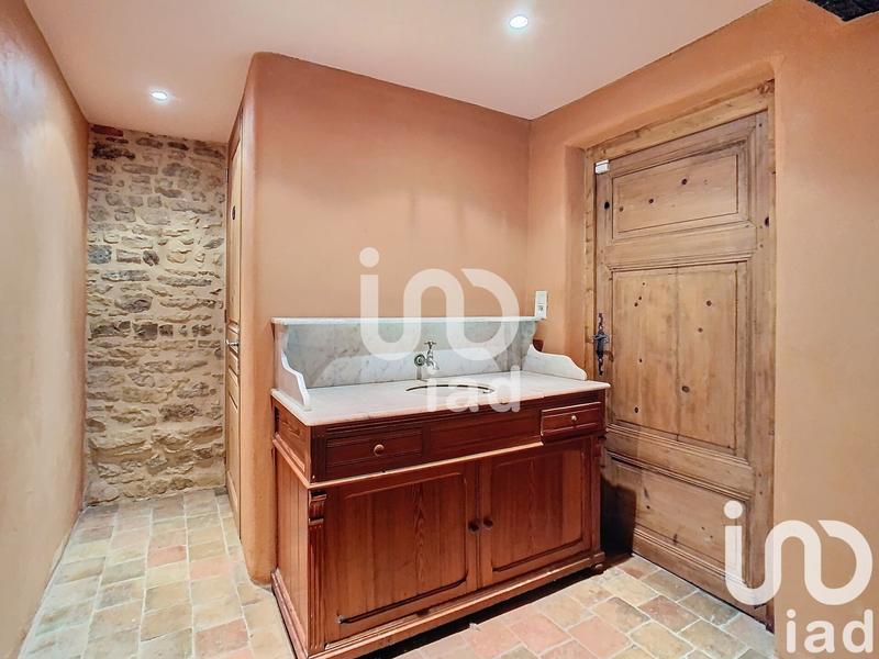 Maison de village - 239 m² - 8 pièces