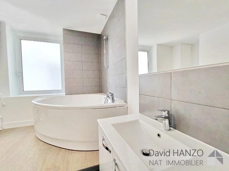 Appartement - 110 m² - 4 pièces