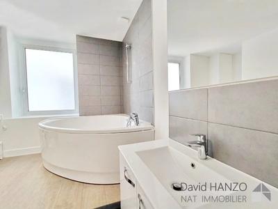 Appartement - 110 m² - 4 pièces