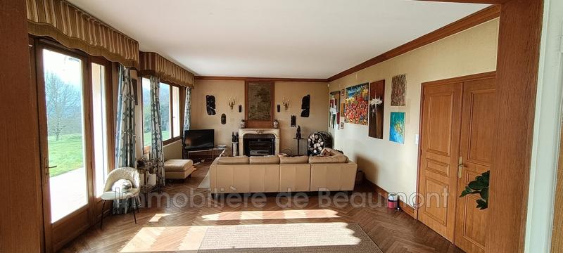 Maison - 317 m² - 12 pièces