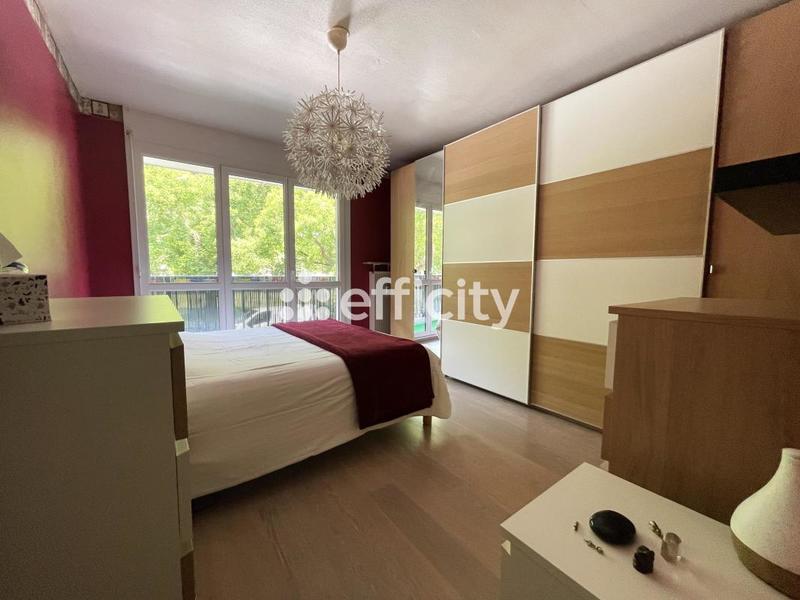 Appartement - 101 m² - 5 pièces