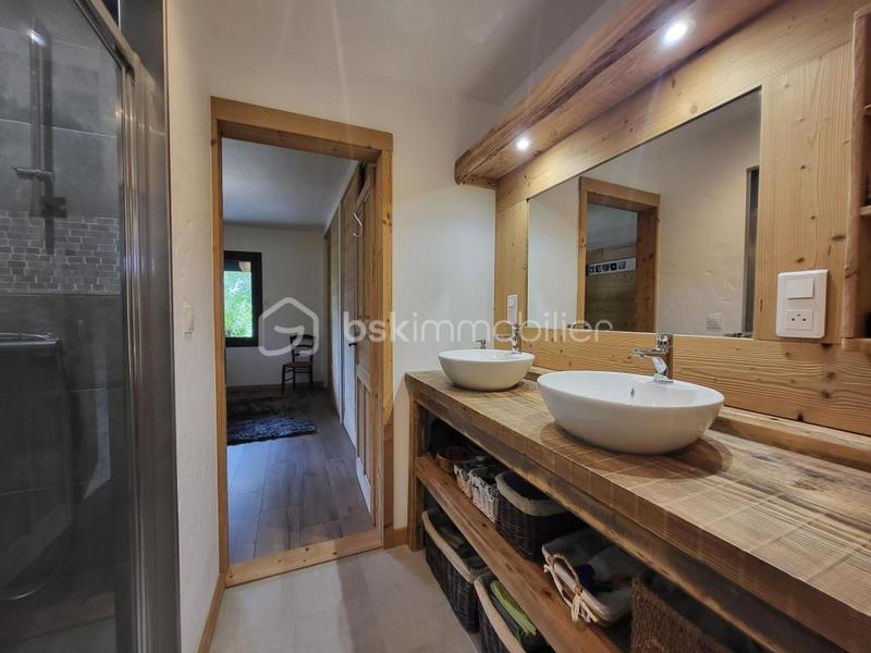 Corps de ferme - 215 m² - 10 pièces