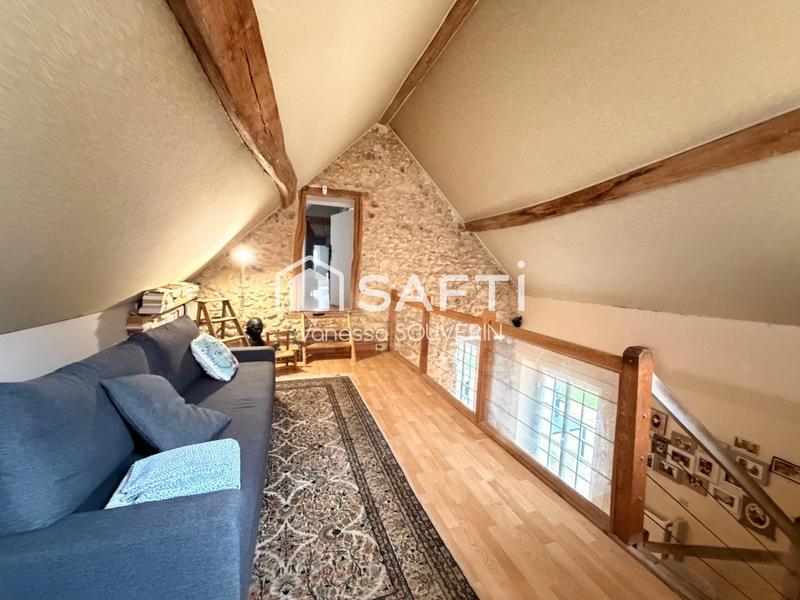 Maison - 220 m² - 7 pièces