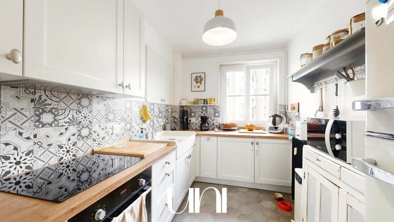 Appartement - 94 m² - 4 pièces