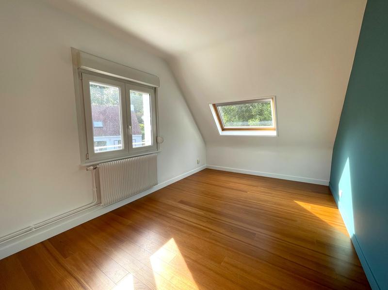 Maison - 180 m² - 6 pièces