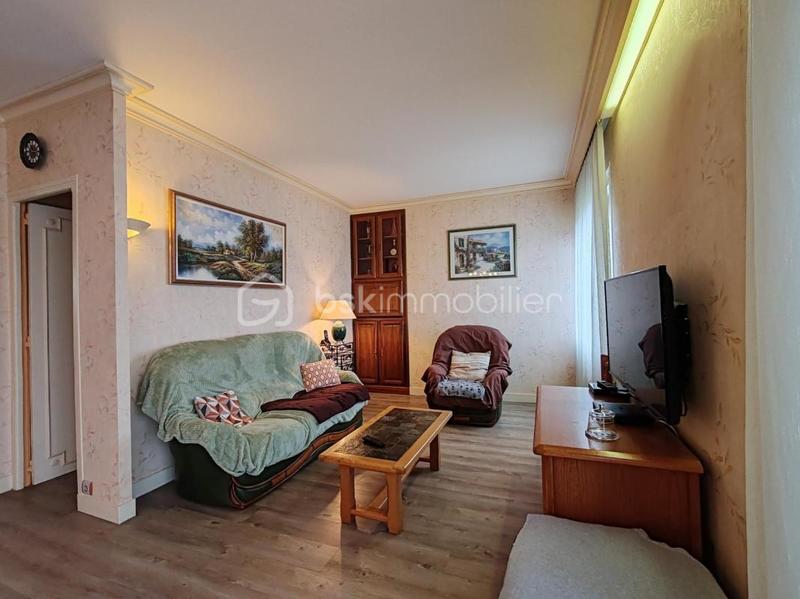 Maison - 159 m² - 6 pièces