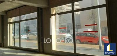 Local commercial - 232 m²