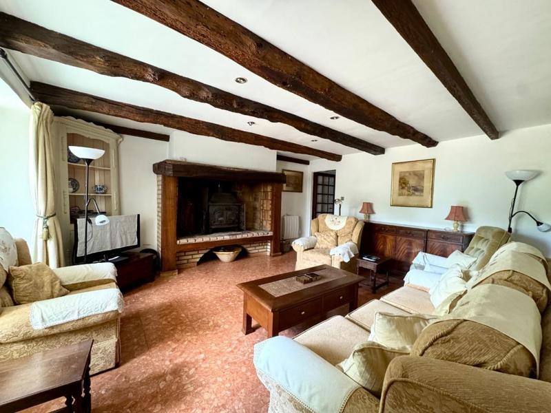 Maison - 159 m² - 6 pièces