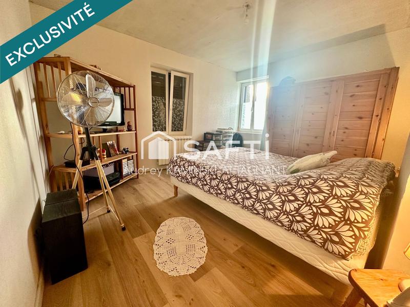 Maison - 90 m² - 5 pièces