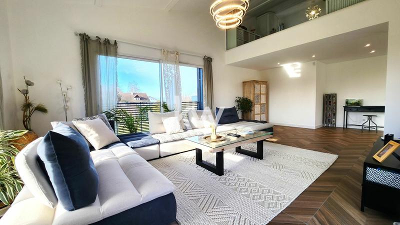 Villa - 437 m² - 13 pièces