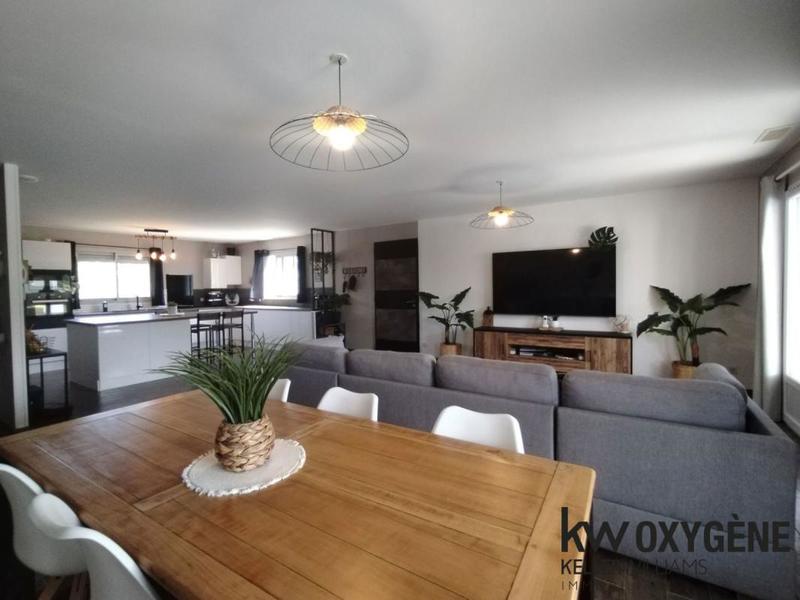 Villa - 148 m² - 6 pièces