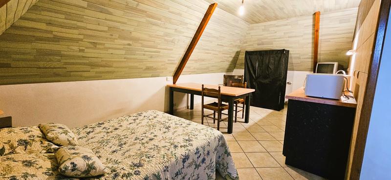 Maison - 230 m² - 8 pièces