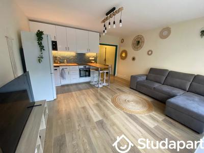 Chambre - 13 m² - 1 pièce