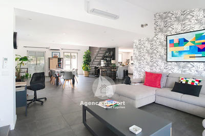 Maison - 124 m² - 4 pièces