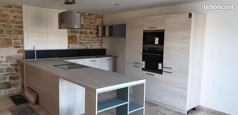 Maison - 190 m² - 8 pièces