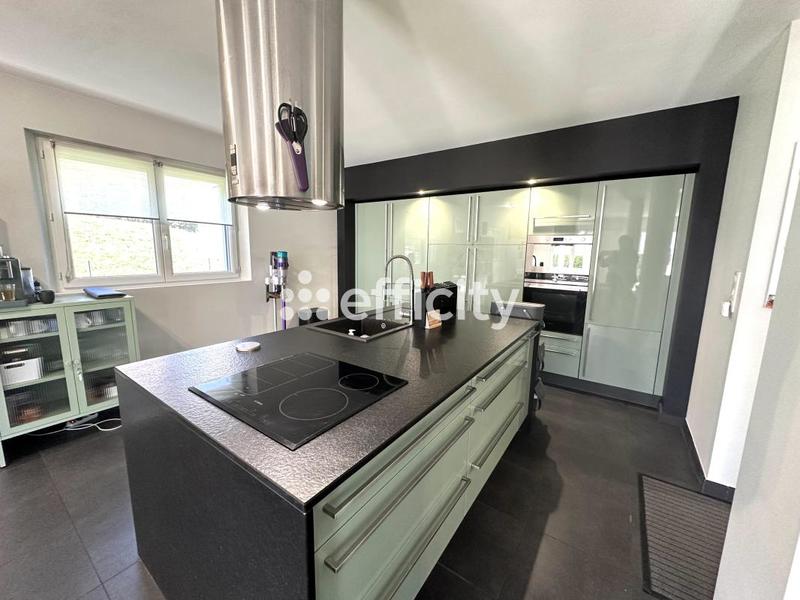 Villa - 139 m² - 5 pièces