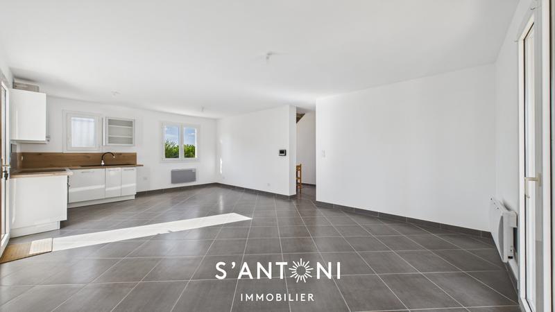 Maison - 108 m² - 5 pièces