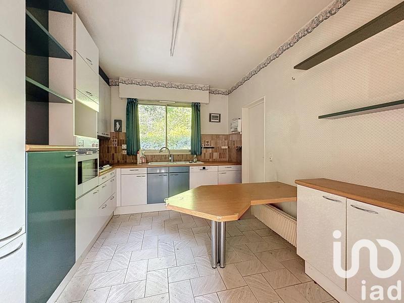 Maison - 375 m² - 10 pièces