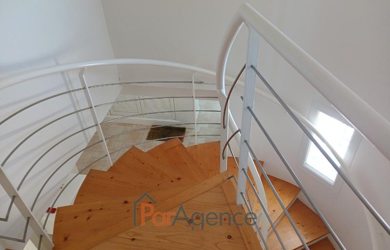 Maison - 204 m² - 5 pièces