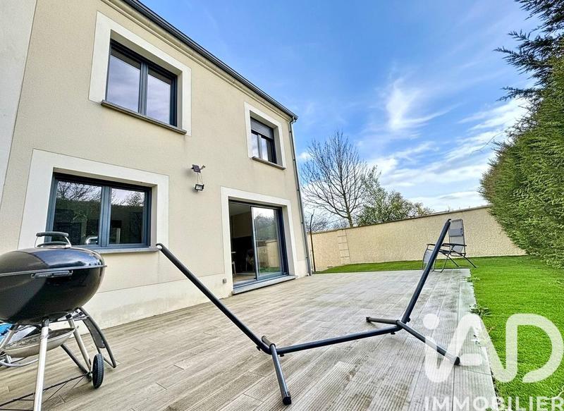 Maison - 122 m² - 7 pièces