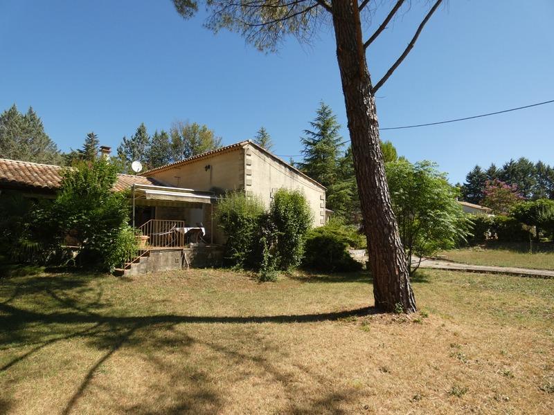 Maison - 238 m² - 11 pièces