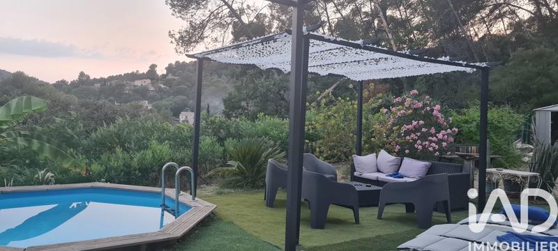 Maison - 135 m² - 6 pièces