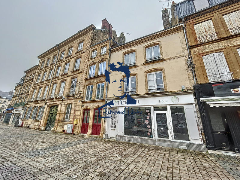 Immeuble - 250 m² - 4 pièces