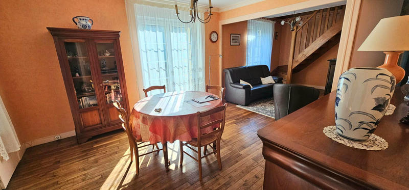 Maison - 100 m² - 5 pièces