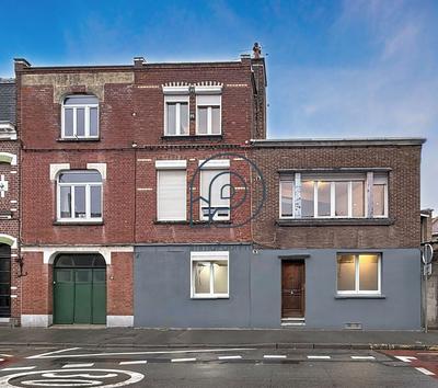 Local d'activités - 167 m²