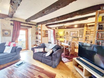 Maison en pierre - 185 m² - 8 pièces