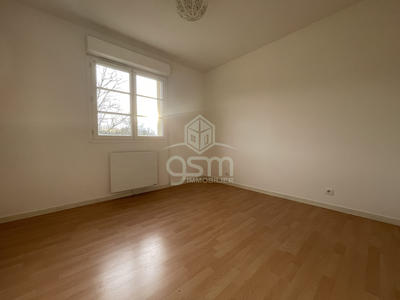 Maison traditionnelle - 98 m² - 6 pièces