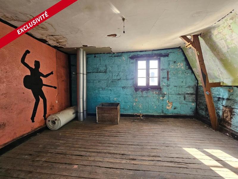 Maison - 260 m² - 11 pièces