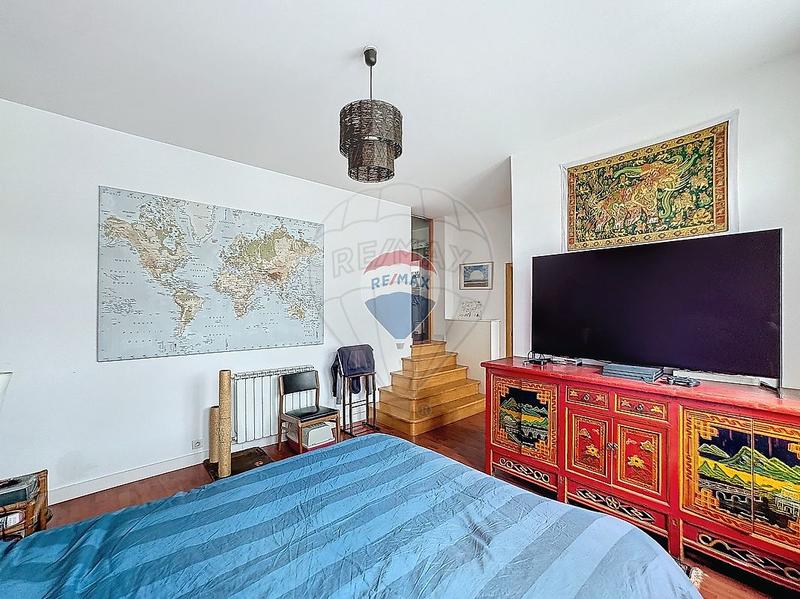 Appartement - 185 m² - 7 pièces