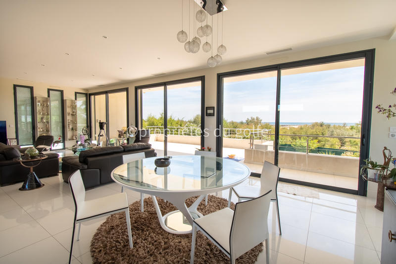 Maison - 195 m² - 6 pièces