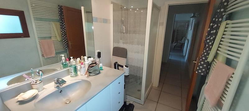 Maison traditionnelle - 165 m² - 5 pièces