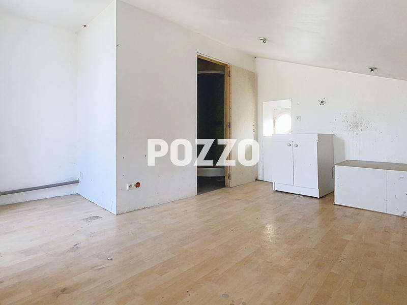 Maison - 185 m² - 6 pièces