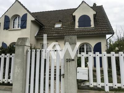 Maison - 138 m² - 6 pièces