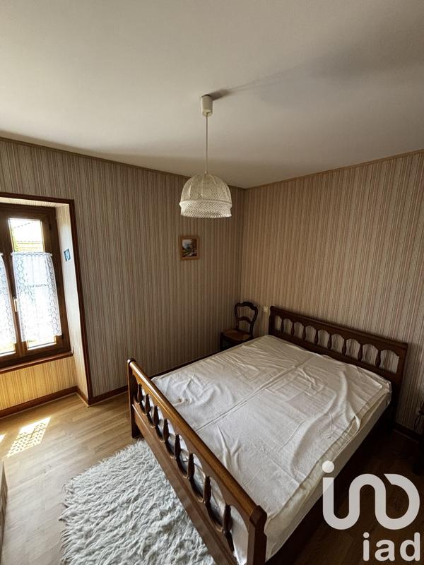 Maison - 247 m² - 8 pièces