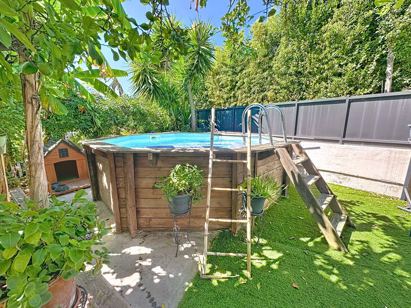 Maison - 168 m² - 6 pièces