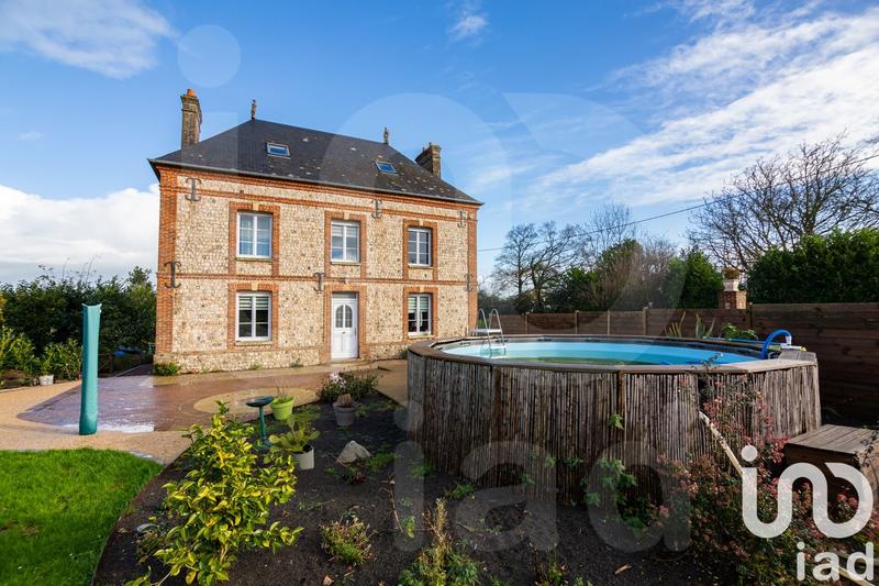 Maison - 165 m² - 9 pièces