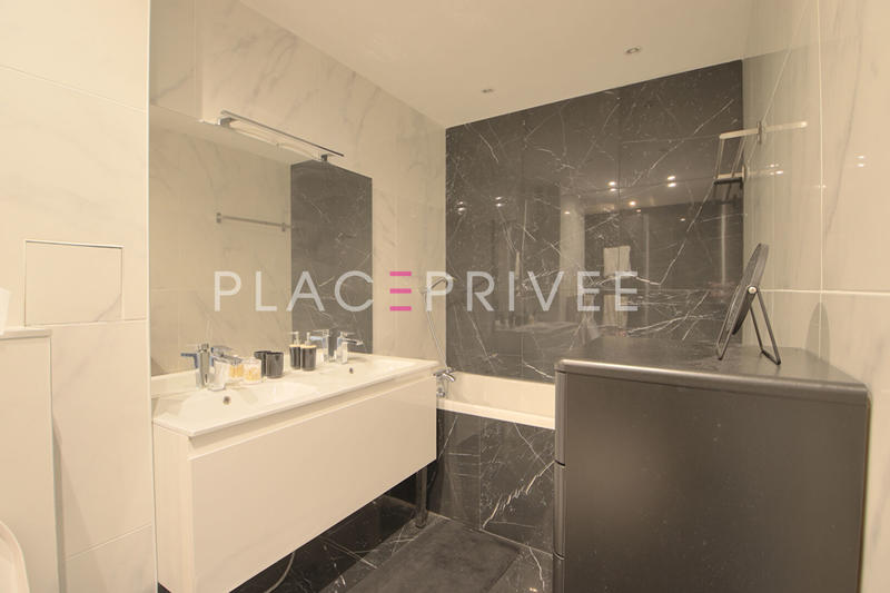 Appartement - 72 m² - 3 pièces