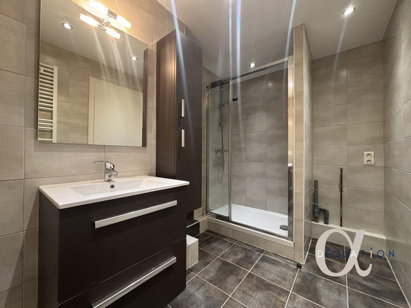 Appartement - 111 m² - 3 pièces