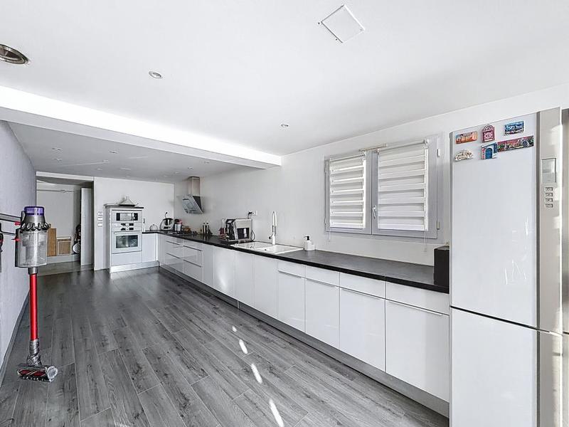 Pavillon - 176 m² - 5 pièces