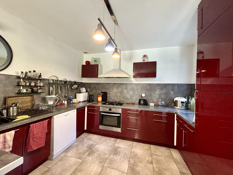 Maison - 100 m² - 4 pièces