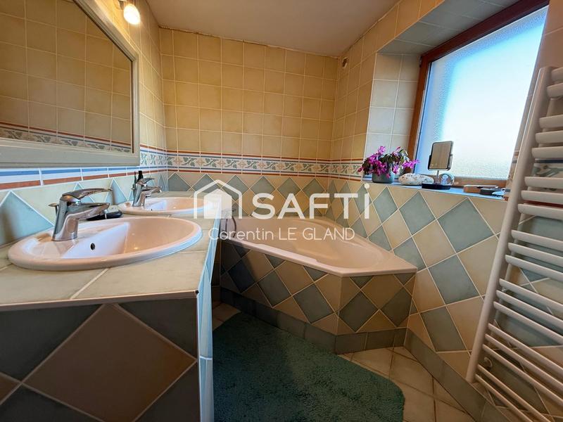 Maison - 120 m² - 6 pièces