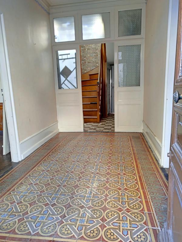 Maison - 173 m² - 9 pièces