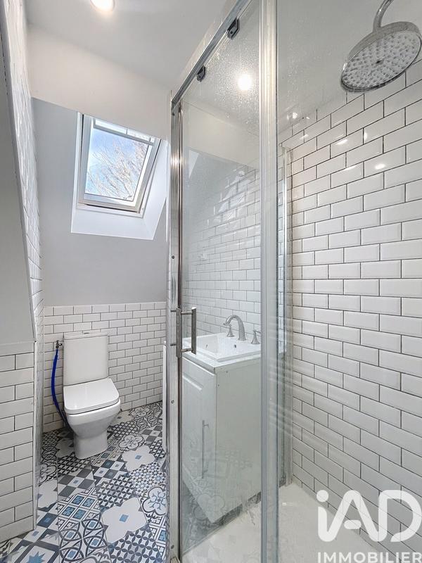 Maison - 152 m² - 7 pièces