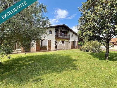 Maison - 160 m² - 5 pièces