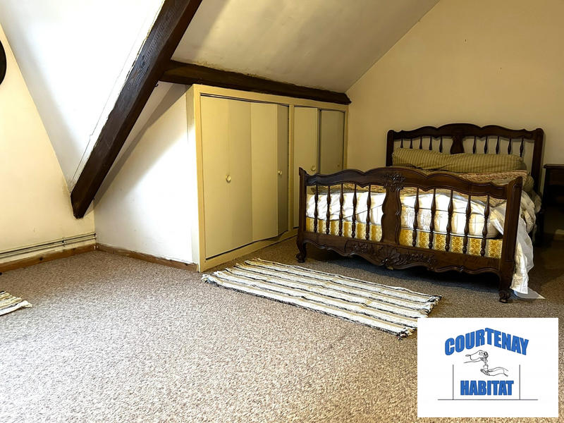 Maison ancienne - 191 m² - 6 pièces