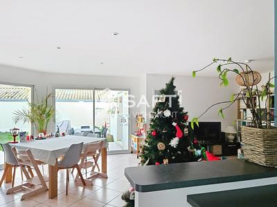 Maison - 114 m² - 6 pièces